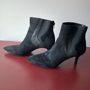 A2 by Aerosoles Black Booties with Glitter, Stretch and Suede Shoes Size 10
